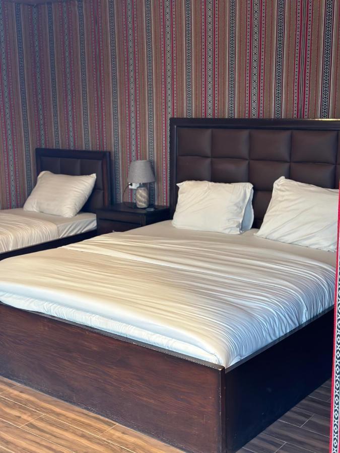 Rum Four Mountain Luxury Camp วาดิรัม ภายนอก รูปภาพ