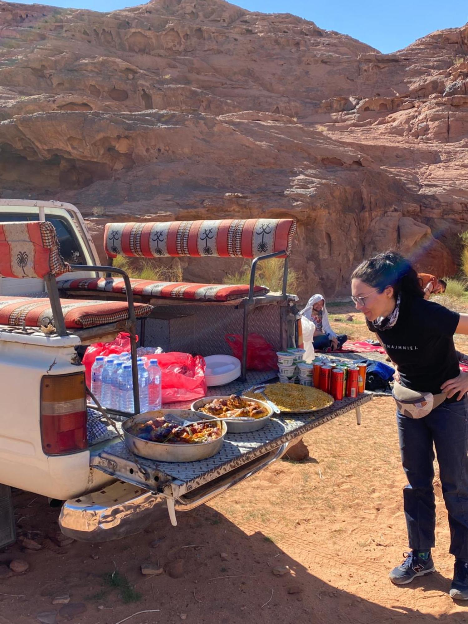 Rum Four Mountain Luxury Camp วาดิรัม ภายนอก รูปภาพ