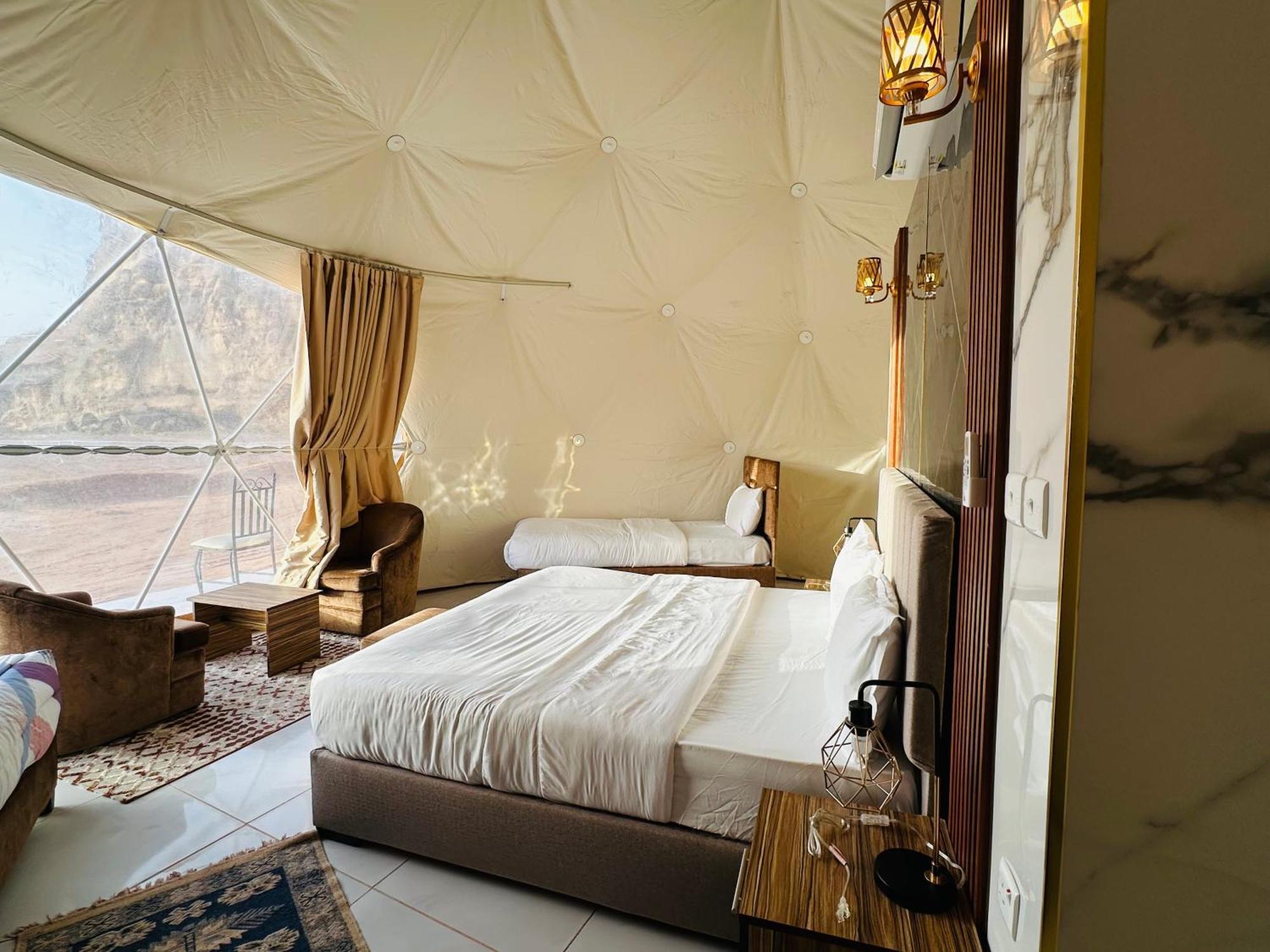 Rum Four Mountain Luxury Camp วาดิรัม ภายนอก รูปภาพ